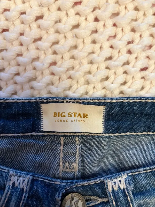 Big Star Jenae Skinny Distressed Denim Jeans Size 26S - Image 2