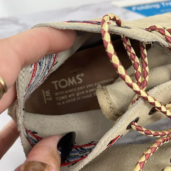 TOMS Sand Alarco Desert Chukka Boot Women 7‎ Aztec Lace Up Booties Beige Boho - Image 6