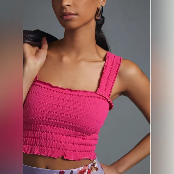 Anthropologie Women’s Raspberry Pink Cropped Smocked Top‎ Size Small/Med - Image 2