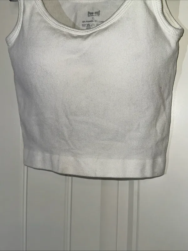 Pro-Fit Seamless Ribbed Sports Bra L NWOT White - Image 3