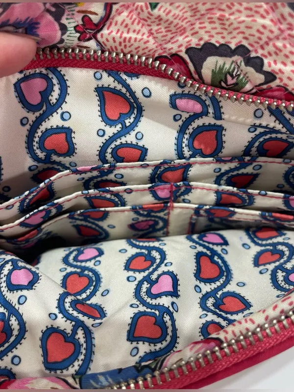 Vera Bradley Lil Hipster Shoulder Bag Floral Print Heart Lined Built in Wallet - Image 3