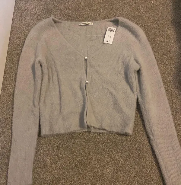 Abercrombie Sweater - Image 2