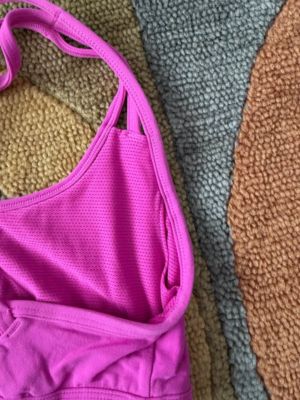 Athleta Women Fully Focused Bra Sports Bra Strappy Magenta Women’s Size XS - Image 3