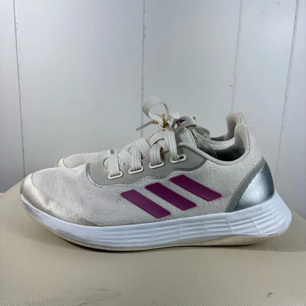 Adidas QT Racer White Pink Striped Lightweight Low Top Athletic Running Sneakers - Image 4