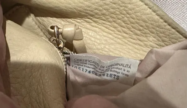 Bottega Veneta Authentic vintage  Shoulder Bag - Image 9