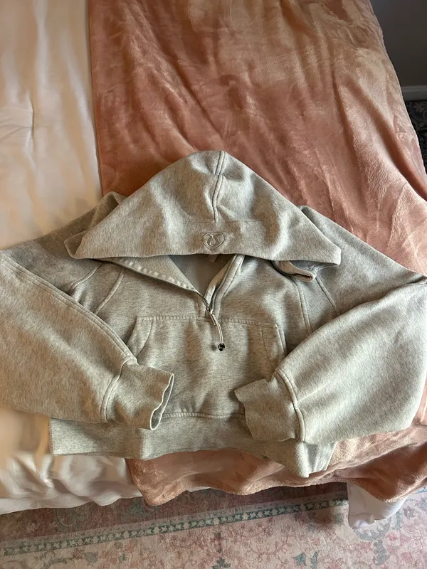 Light Heather Grey Lululemon Scuba Half-Zip - Image 2