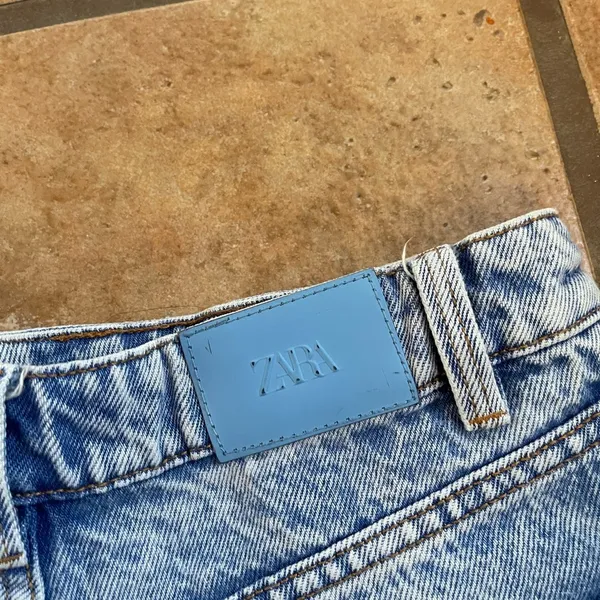Zara Women Light Blue Distressed Cut Off Denim Shorts Size 2 - Image 5