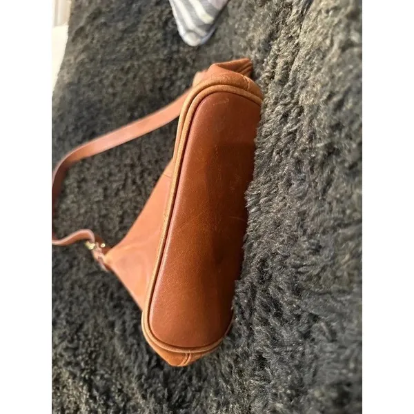 Coach vintage bucket bag, cognac color - Image 3