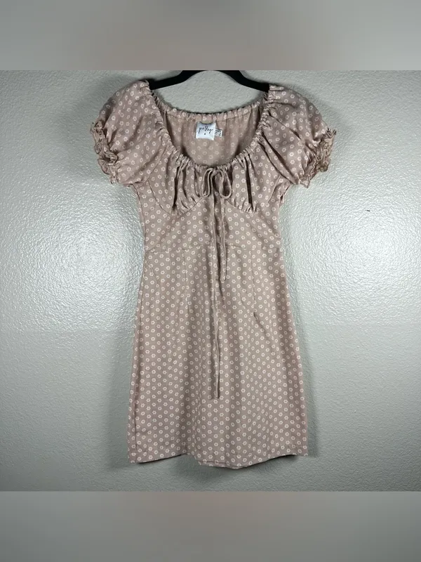 Princess Polly Tie-Front Puff Sleeve Mini Dress in Light Pink Dot SZ:0 - Image 3