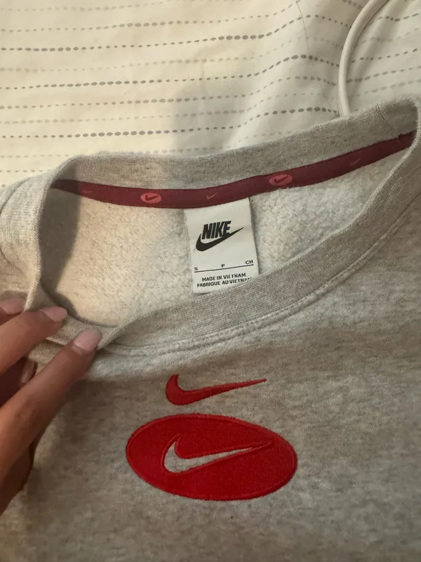 Nike Crewneck Sweatshirt - Image 3