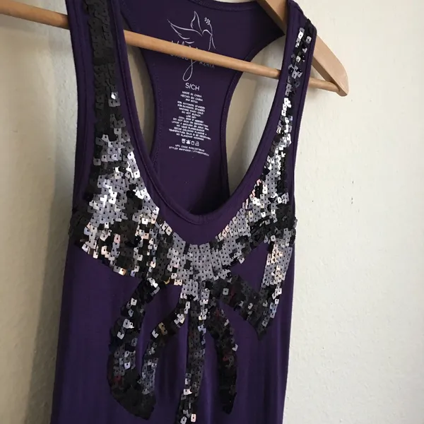 Miley Cyrus MaxAzria top - Image 2