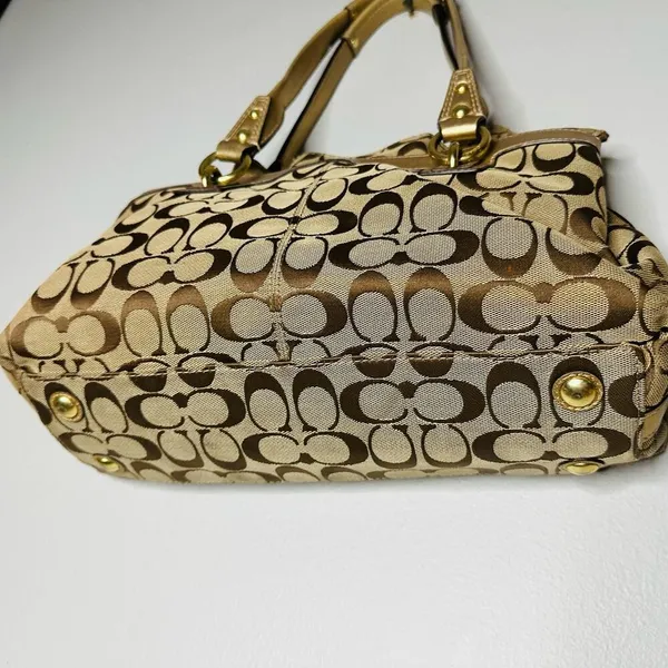 COACH Women's Brown Penelope Signature Leather Duffle Hobo Shoulder Handbag - Image 11