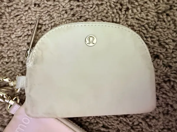 Lululemon keychain  - Image 2