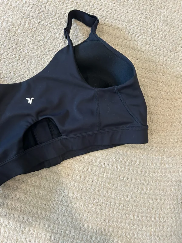 Old Navy sports bra  - Image 5