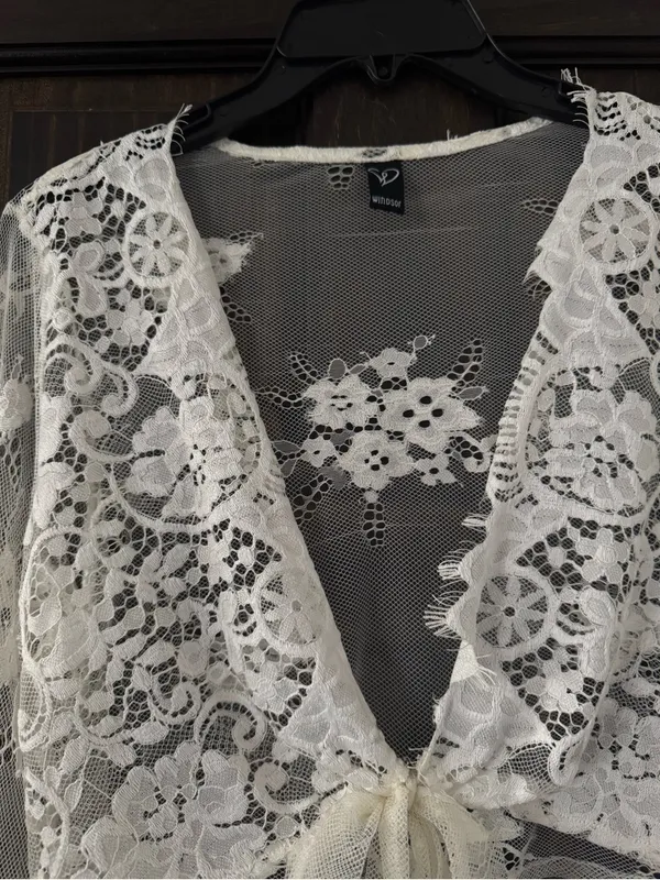 Sheer Lace Tie-Front Cropped Top - Off White - Image 2