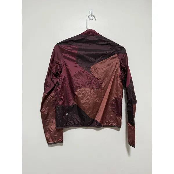 Lululemon Patch Game Jacket Redwood / Black Cherry / So Merlot Size 2 - Image 6