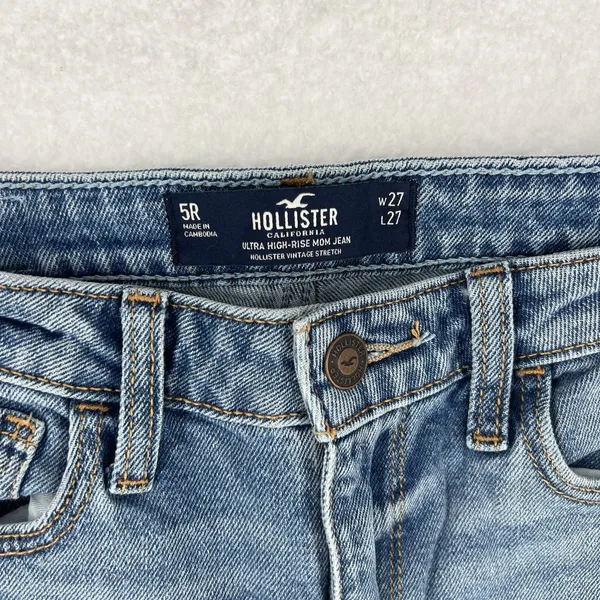 Hollister Ultra High Rise Mom Jean Womens Size 27 Light Wash‎ Denim Tapered Leg - Image 13