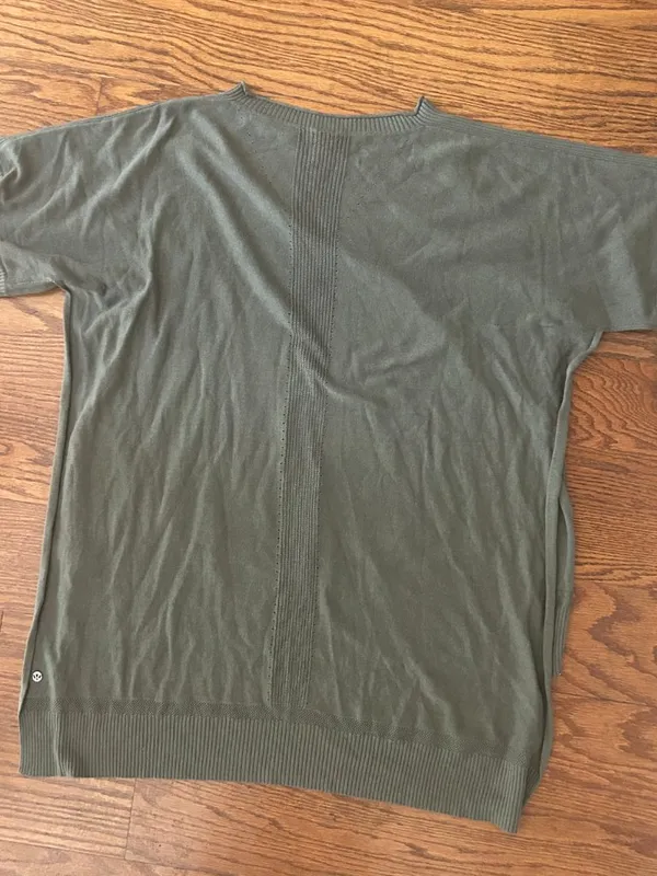 Lululemon Be At East Cashmere Blend Short Sleeve High Low Sweater Size OS - Image 10