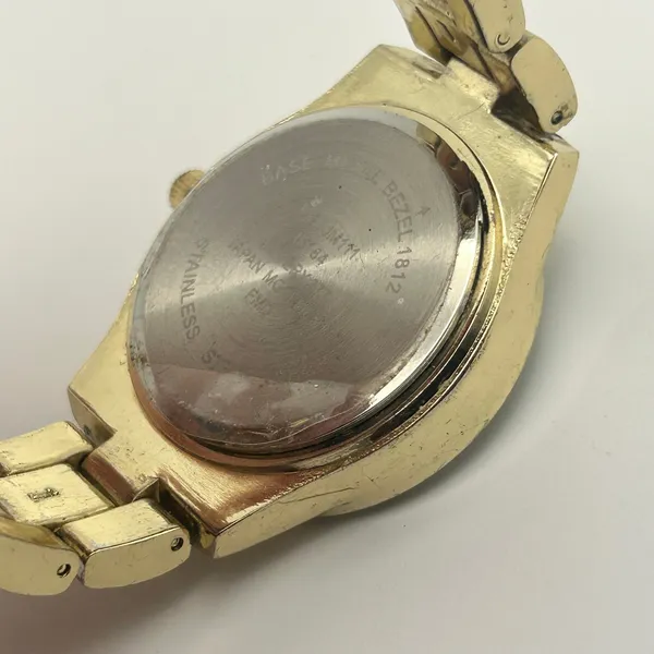 Geneva Gold Tone Crystal-accented Women’s Fashion Watch Working New Battery - Image 6