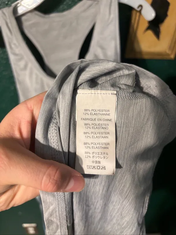 Vuori Gray Racerback Tank Top Sz XL - Image 3