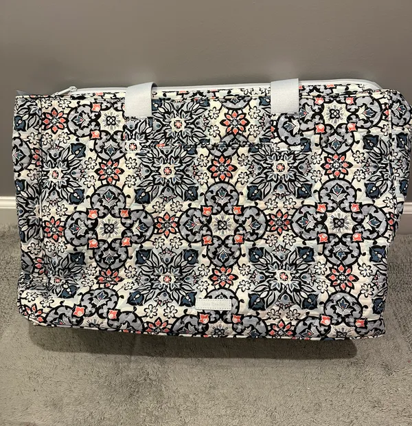 Vera Bradley Tote And ID Wallet Set - Image 2
