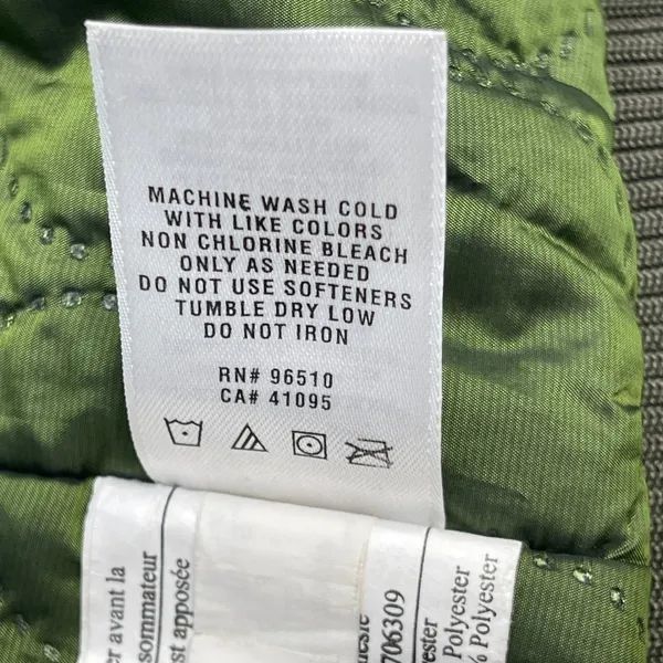 Under Armour Women Realtree Camo Puffer Vest Size M Outdoor Utility Nature Woods - Image 12
