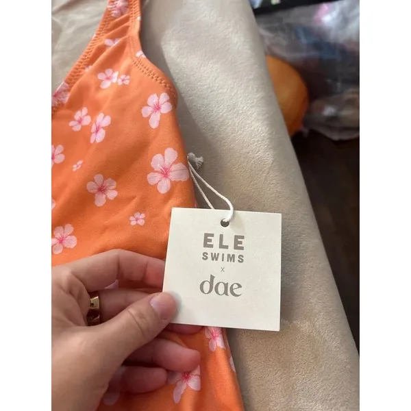 Ele swims x dae hair floral one piece - Image 2