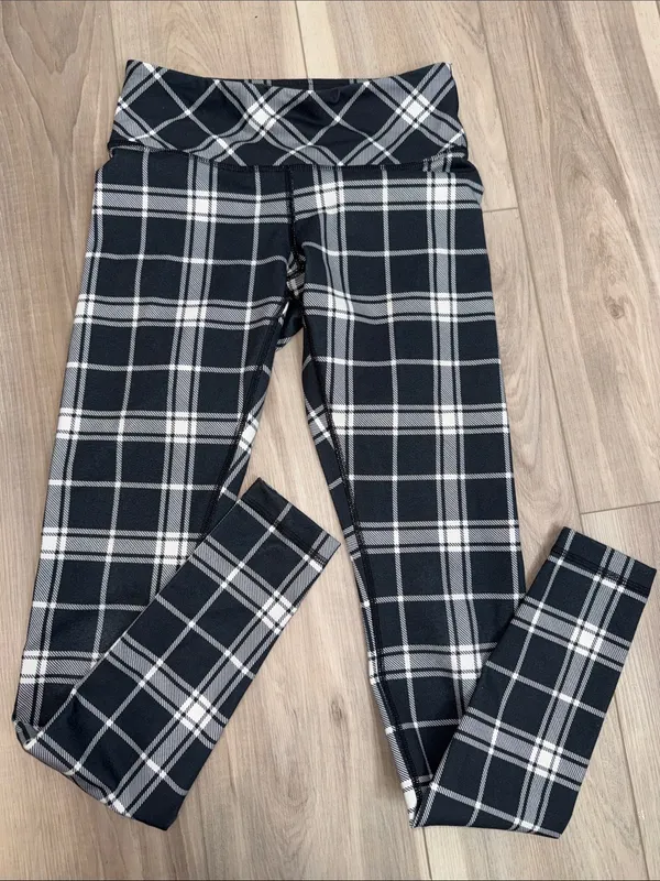 Lululemon wunder under full on leggings in varsity plaid size 4 - Image 2