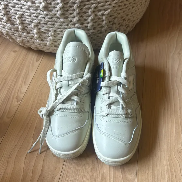 New Balance 550 mint green sneakers - Image 2