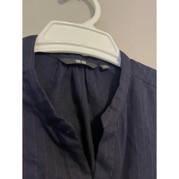 Uniqlo Rayon Striped Relaxed Long-Sleeve Blouse in Navy Pinstripe Size Small - Image 2