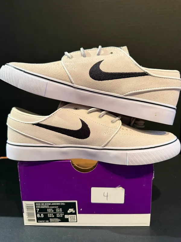 Nike SB Zoom Janowski OG+ size 8.5W/7M - Image 4