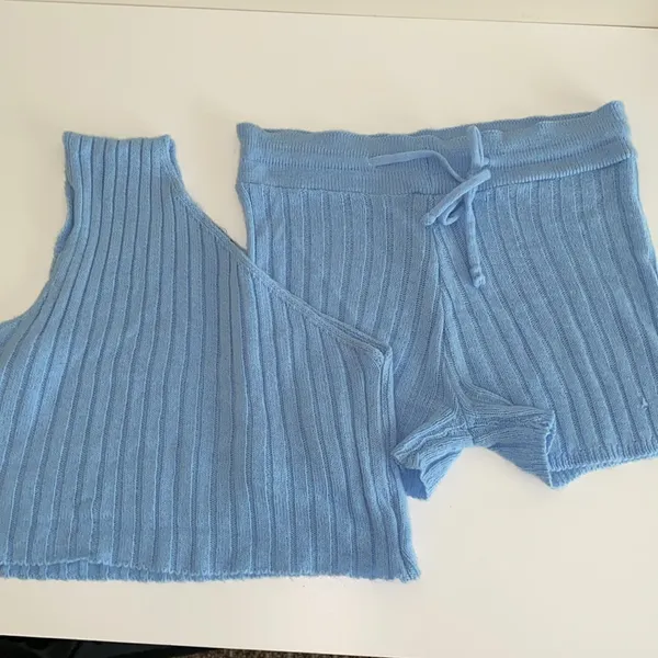 Boohoo Knit Sweater pajama set small Sky Blue one shoulder top & shorts ribbed - Image 2