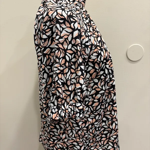 Evereve‎ Penny XS Mock Neck Puff Sleeve Leaf Print Blouse Black Pink Preppy Work - Image 4