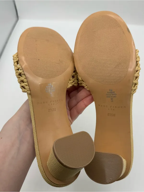 Marc fisher Jazmine Dress Slide Sandal in natural raffia size 8.5 coastal resort - Image 2