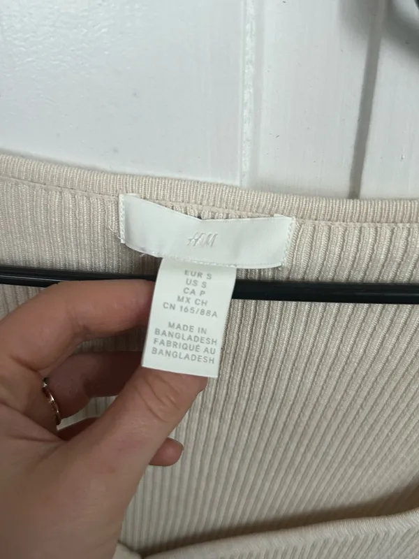 H&M Cardigan Sweater Knit Button Front - Image 2