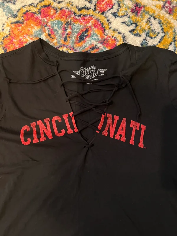 University Tees University Of Cincinnati T-shirt - Image 2