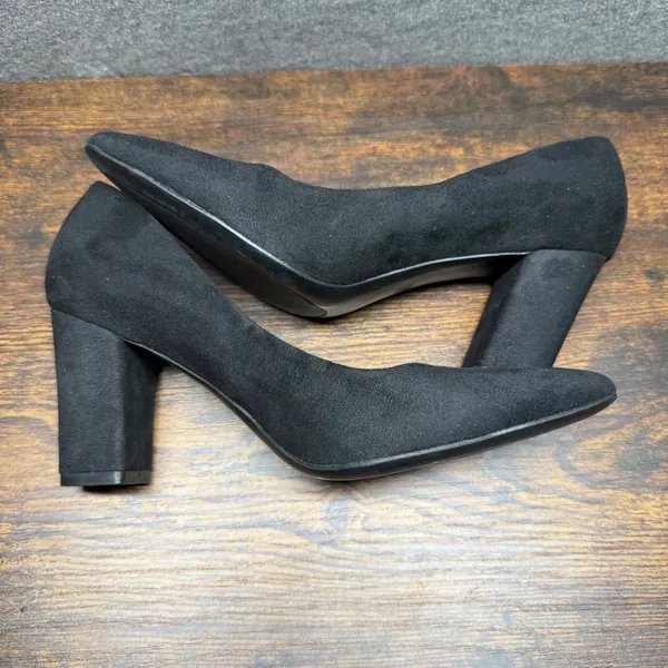 Heel the World Black Faux Suede Pointed Toe Block Heel Pumps Size 7 T21P004458 - Image 5