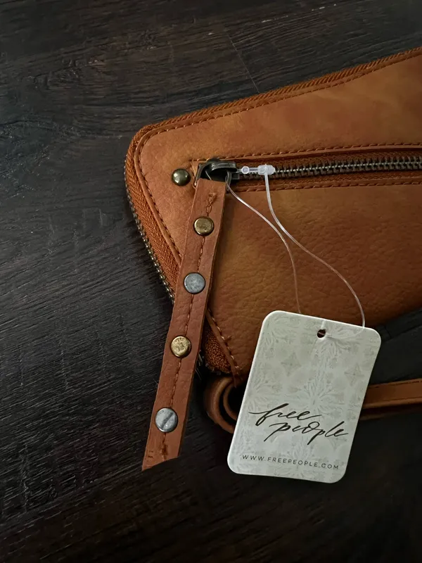 Free People Wallet - Image 4