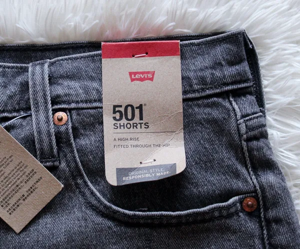 Levi's 501 Shorts - Image 3