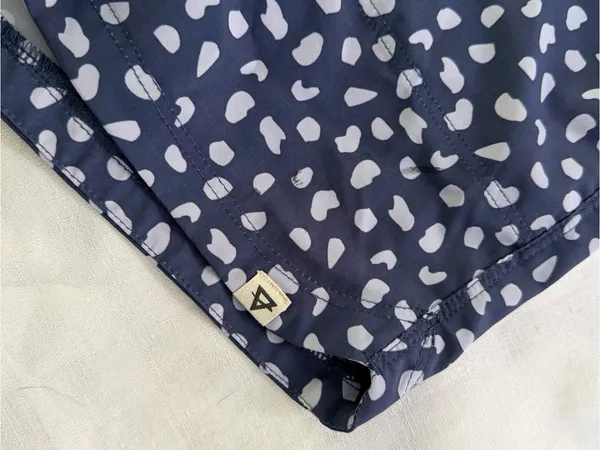 Liv polkadot athletic shorts size women’s medium - Image 2