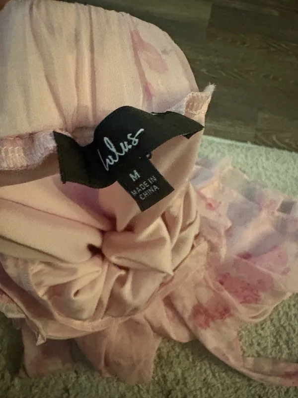 NWOT Lulus Loveliest Darling Light Pink Floral Ruffled Tie-Back Midi Dress. Size Medium - Image 5