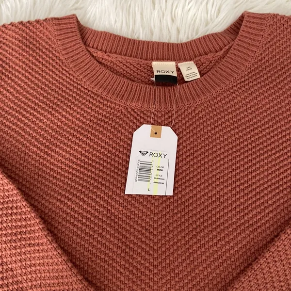 ROXY Oversized Knit Sweater brand new with tag very beautiful and stylish - Image 3