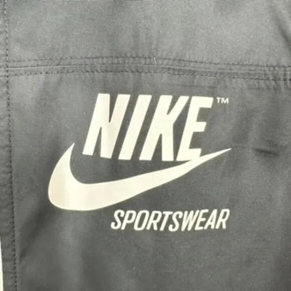 Nike Women's Size Small Black Retro Windbreaker Full Zip Sporty Athletic‎ - Image 3