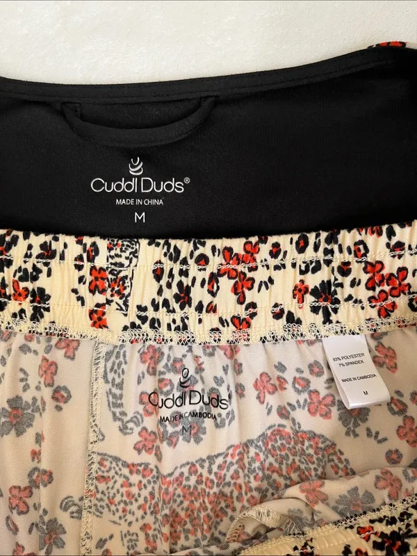Cuddl Duds Women's 2 Piece Pajama Set Size Medium - Image 8