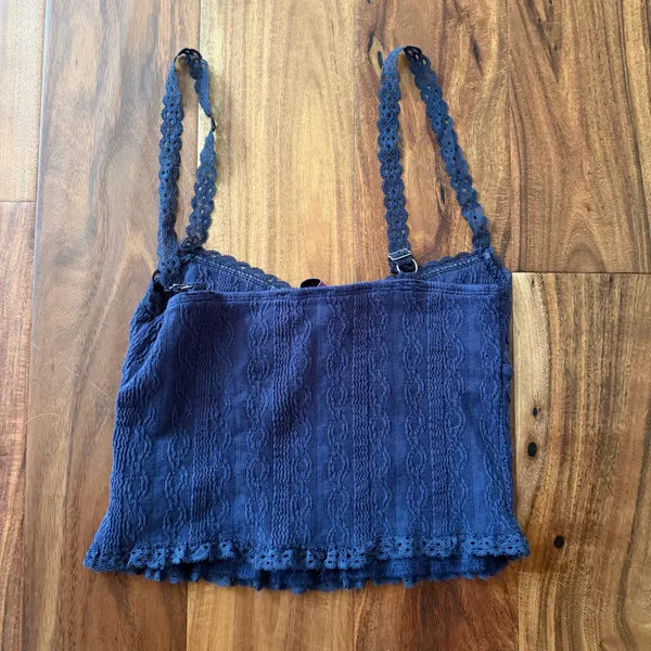 Edikted Navy Crop Top  - Image 4