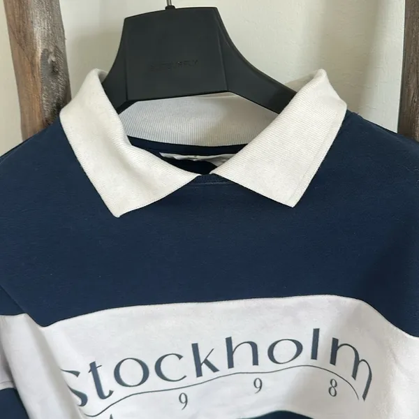 Stockholm 1998 Navy and White Men's Sweater Small - Image 4