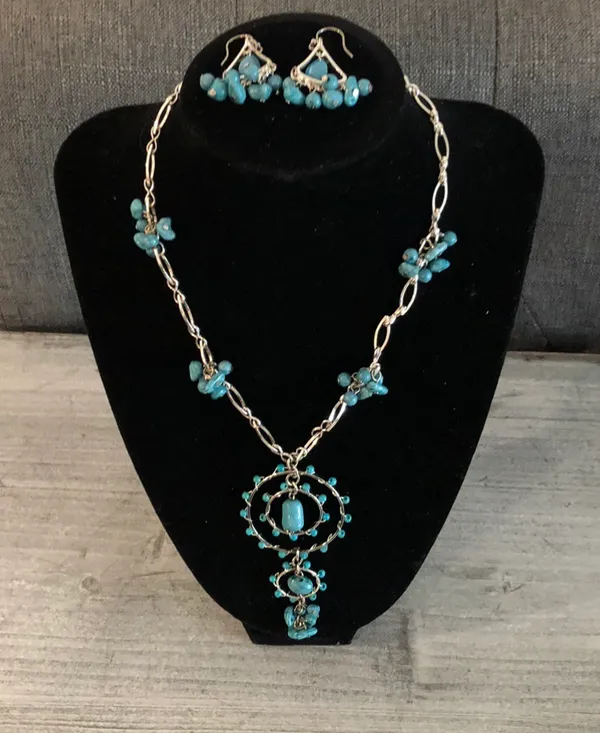 2 Piece Jewelry Set Multiple - Image 2