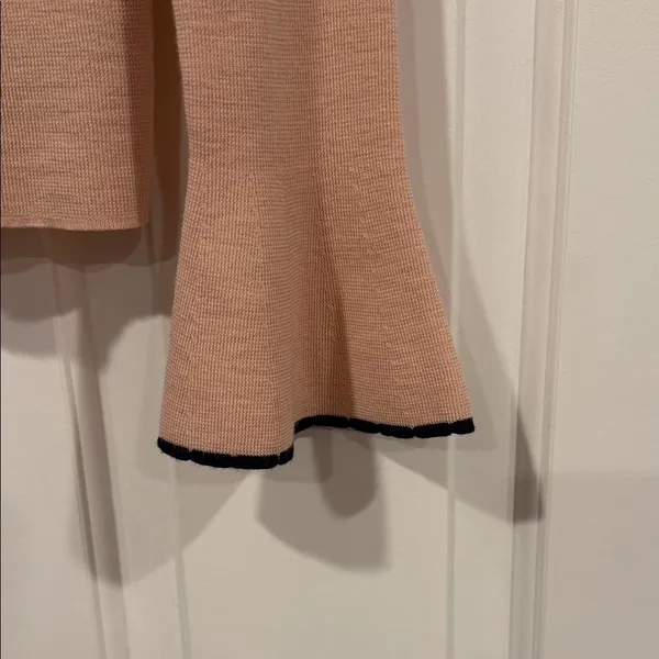 Tory Burch Kimberly Pink Bell‎ Sleeve wool Sweater small - Image 3