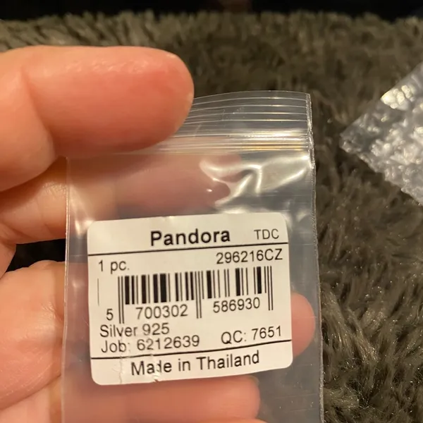 Pandora Radiant Logo cubic zirconia and silver studs, new. Shine logo - Image 4
