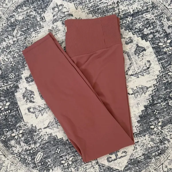 Vuori Ribbed Studio Leggings - Size L - Image 3